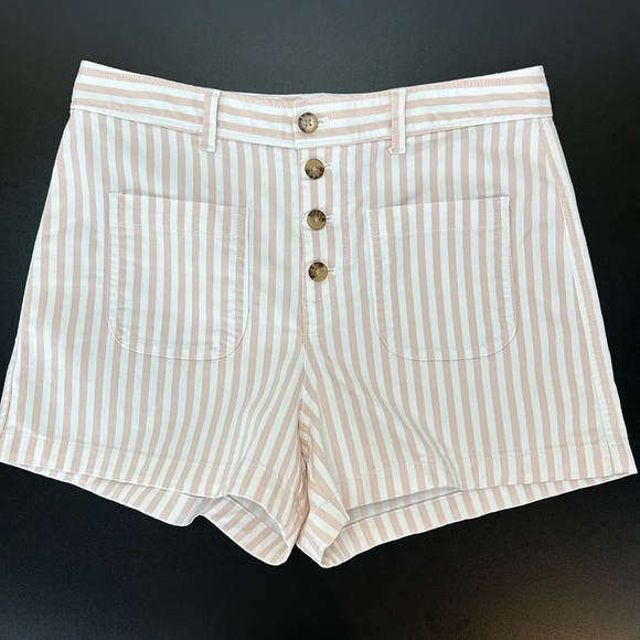 Gap Hi Rise Seafar Shifting Sand Shorts Sz 10 Striped Button Fly Patch Pockets - Picture 12 of 12